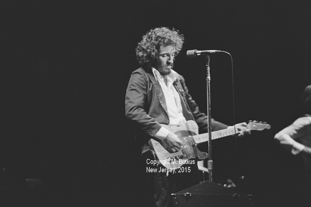 Early Springsteen concert shots